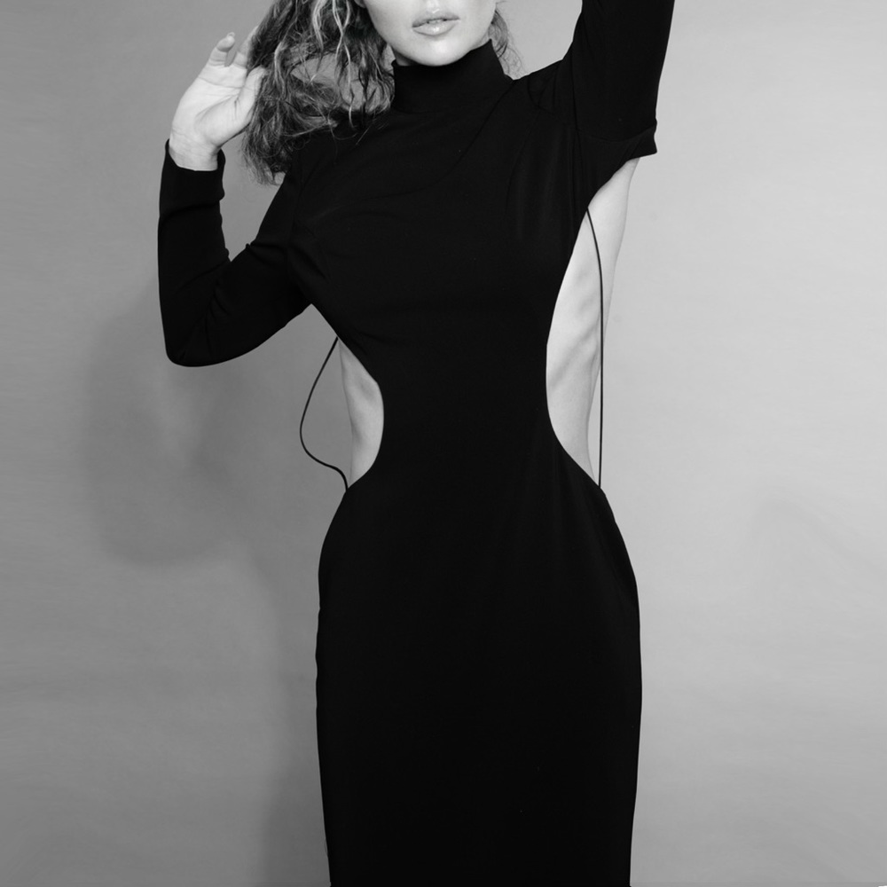 Monot backless high neck black sexy gown.